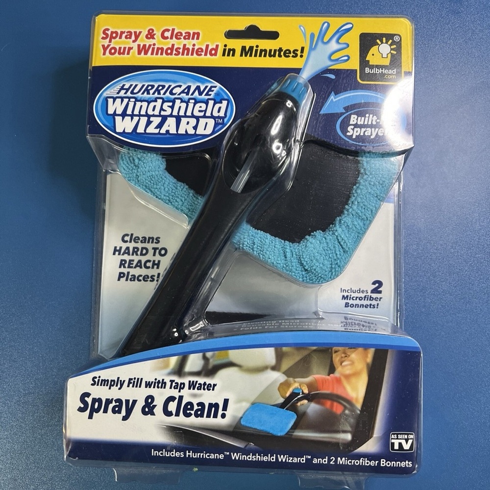 NWT!! Hurricane Windshield Wizard AS SEEN ON TV Spray And Clean Tool